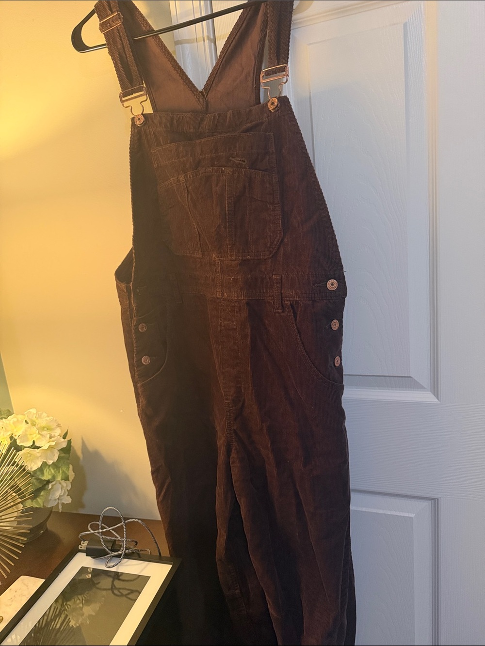 Gap horseshoe overalls in brown corduroy like new medium - Picture 2 of 3
